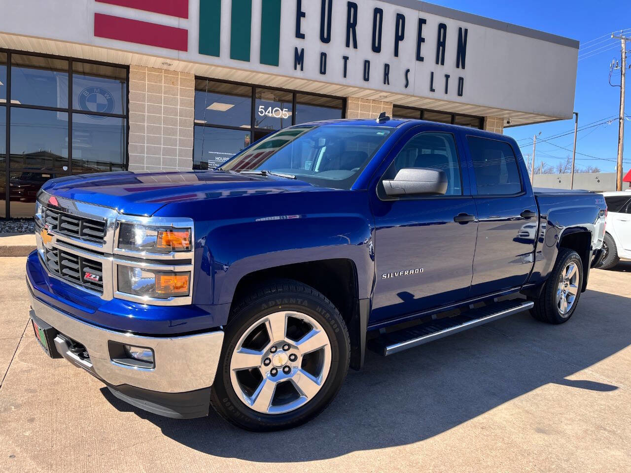 Used 2014 Chevrolet Silverado 1500 LT w/ LT Convenience Package image 2