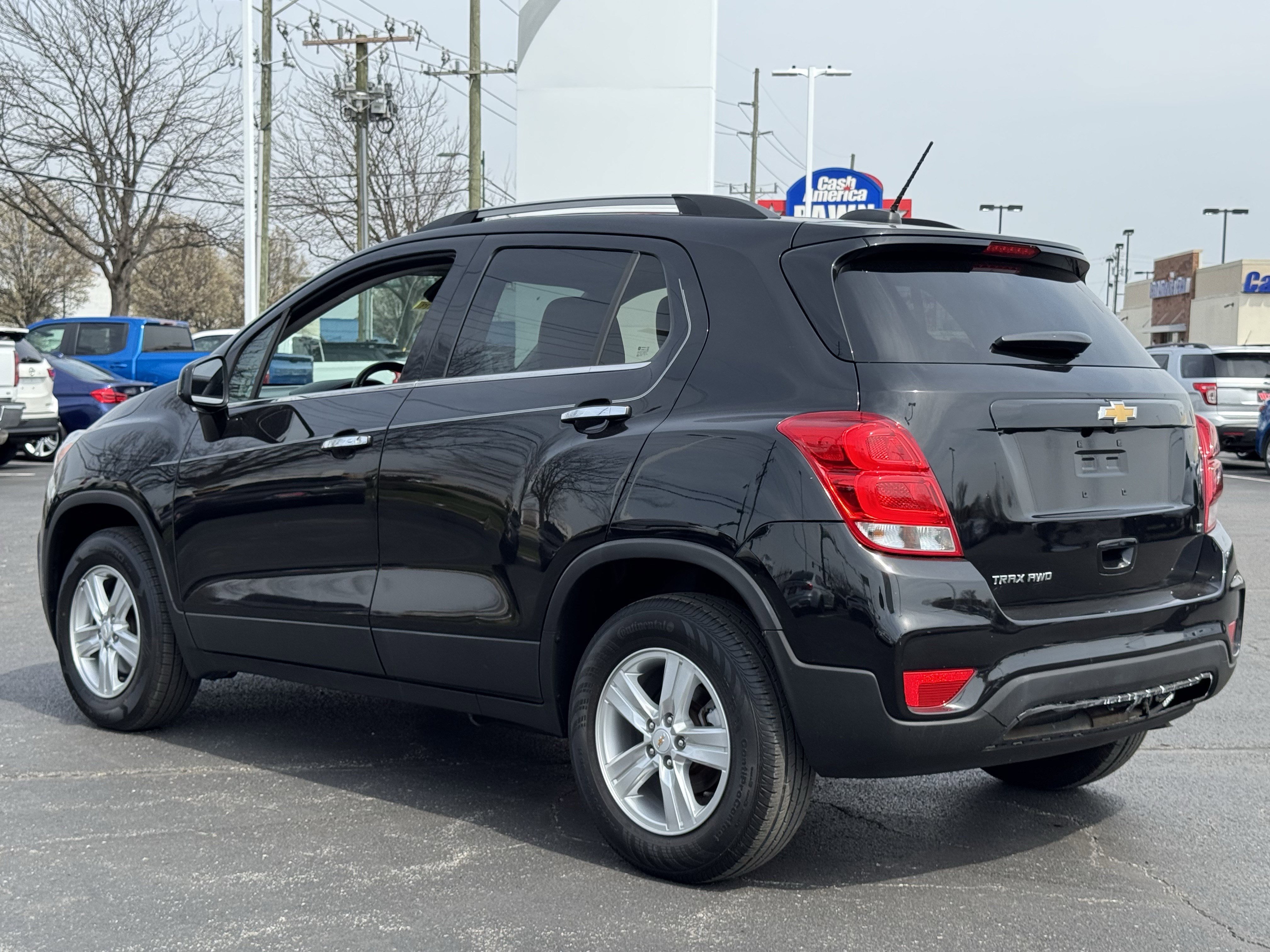 Used 2019 Chevrolet Trax LT w/ LT Convenience Package image 13