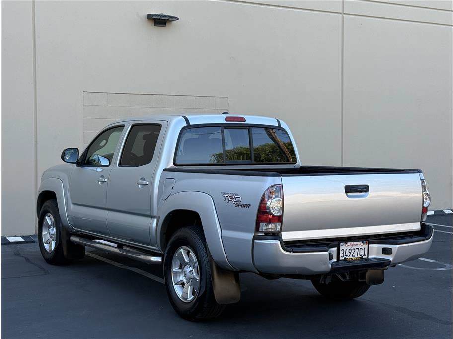 Used 2011 Toyota Tacoma PreRunner w/ TRD Sport Pkg w/JBL Audio RWD image 3
