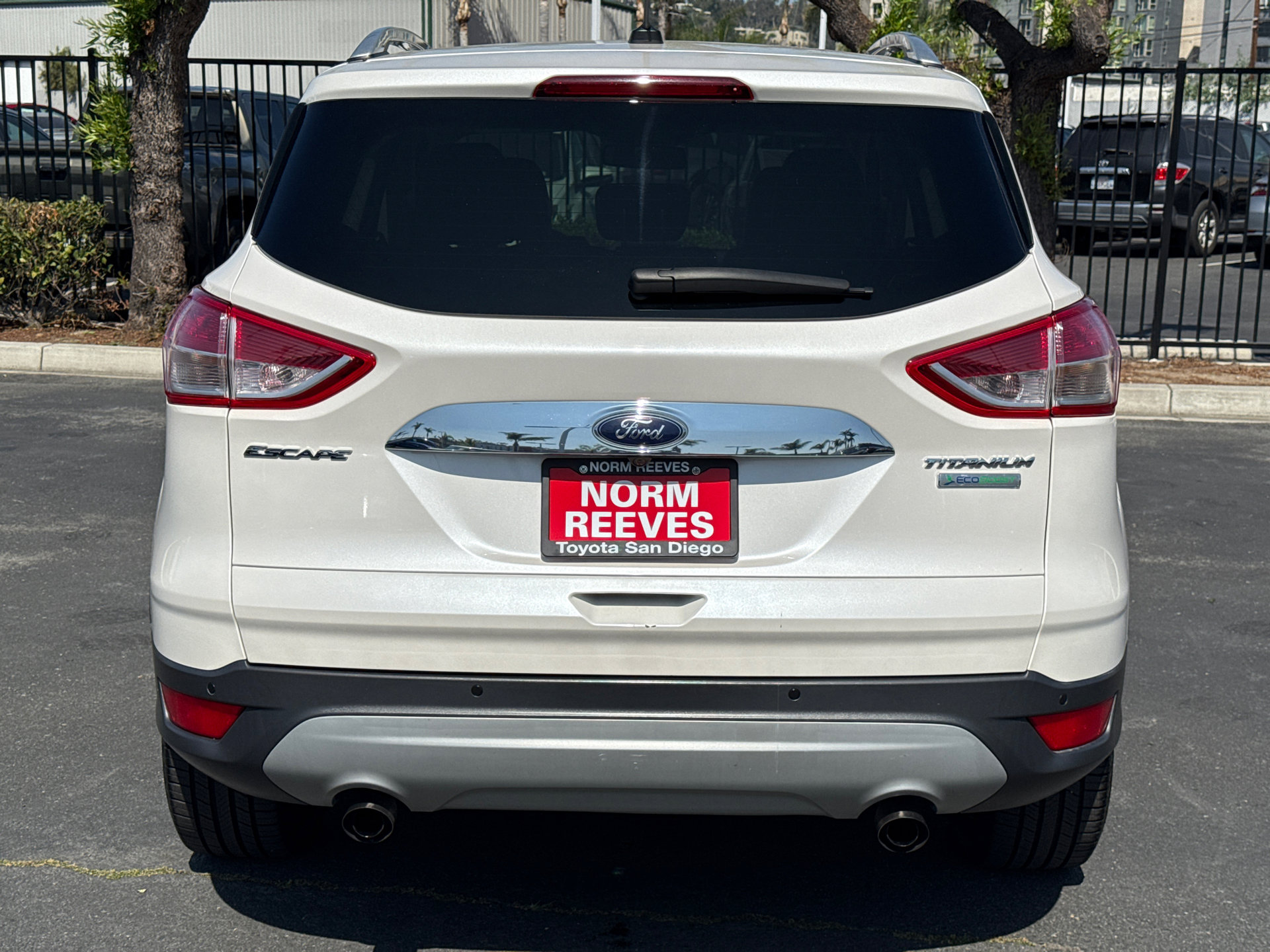 Used 2016 Ford Escape Titanium w/ Equipment Group 301A image 8