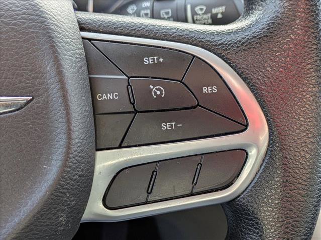 Used 2020 Chrysler Voyager Lxi image 12