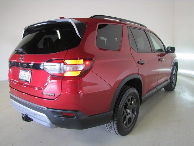 Certified 2023 Honda Pilot TrailSport image 25