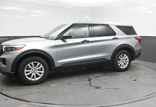 Used 2021 Ford Explorer 4WD image 3