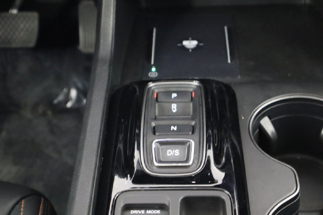 Used 2025 Honda Pilot TrailSport image 30