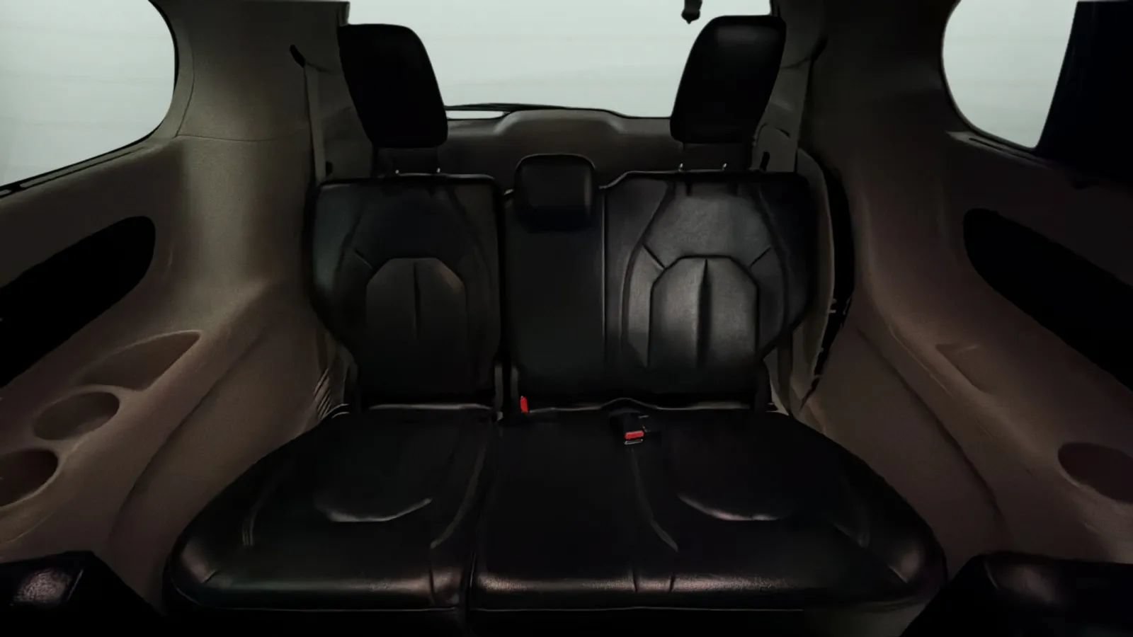 Used 2017 Chrysler Pacifica Touring-L FWD image 20