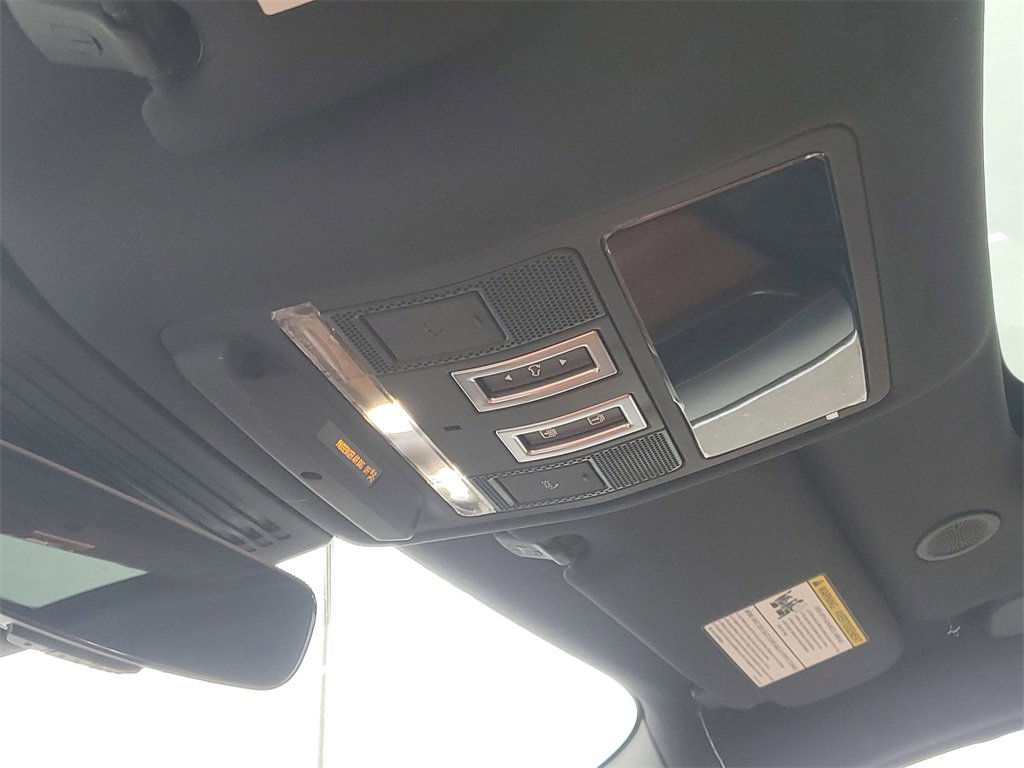 New 2025 Jaguar F-PACE R-Dynamic S image 26