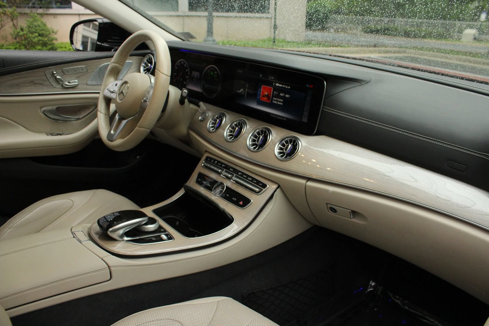 Used 2019 Mercedes-Benz CLS 450 4MATIC w/ Driver Assistance Package image 26