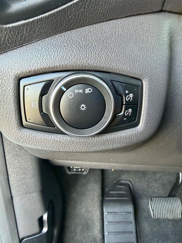 Used 2018 Ford Transit Connect XLT FWD image 20