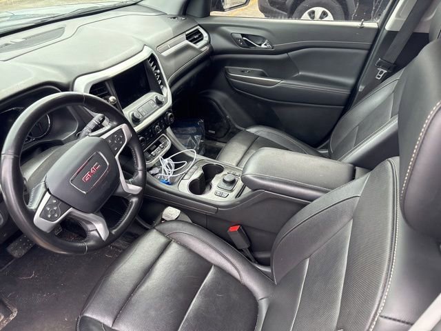 Used 2020 GMC Acadia SLT w/ Driver Alert Package II image 10