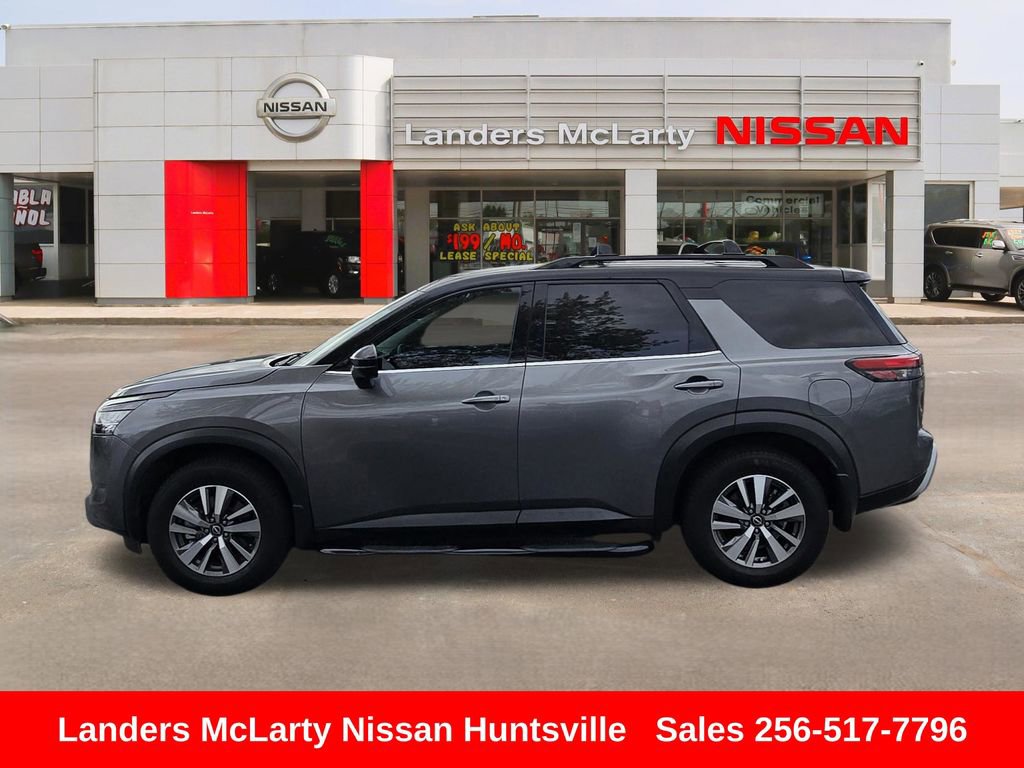 Used 2022 Nissan Pathfinder SL image 8