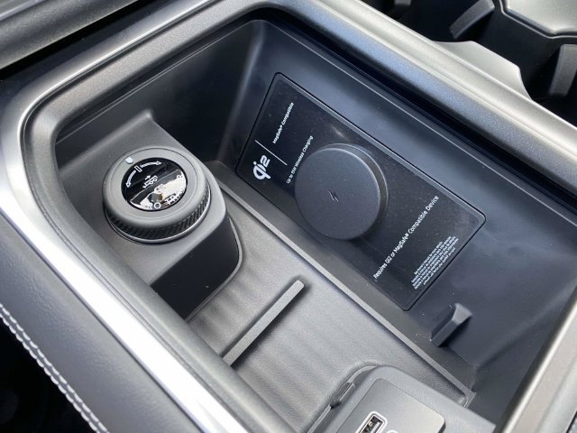 New 2027 Ford Expedition Platinum w/ Stealth Appearance Package AWD/4WD image 19