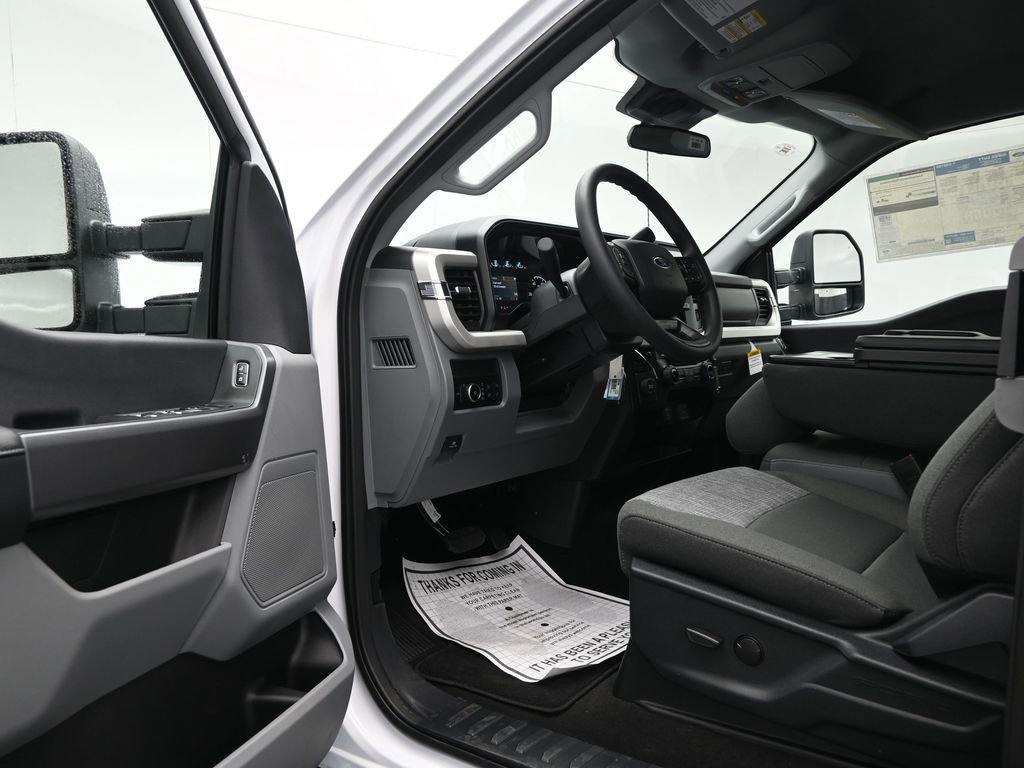 New 2026 Ford F350 XLT image 8