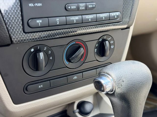 Used 2008 Ford Fusion SE image 11