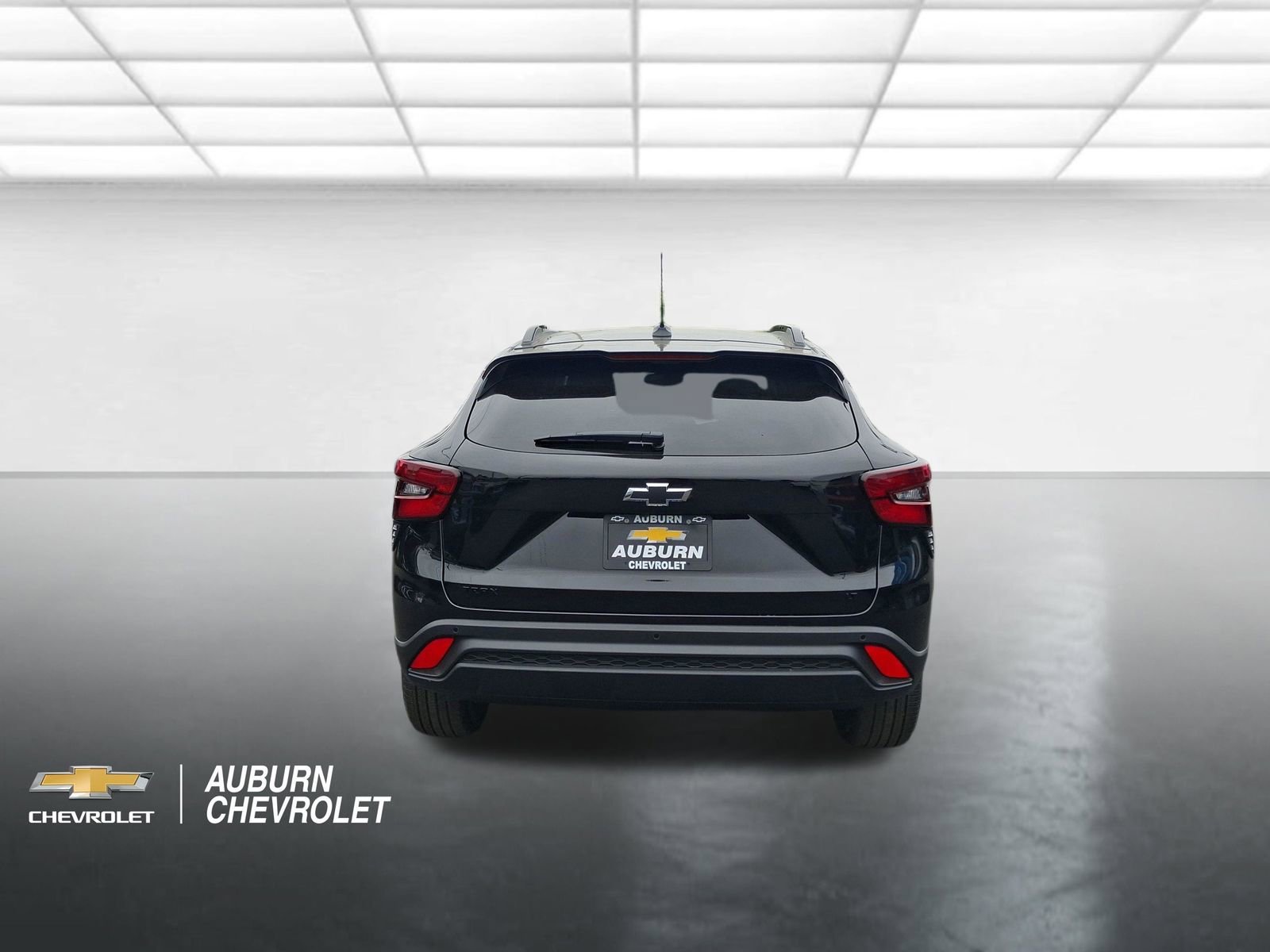 New 2026 Chevrolet Trax LT w/ Driver Confidence Package FWD image 4