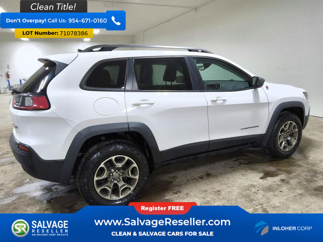 Used 2020 Jeep Cherokee Trailhawk AWD/4WD image 4