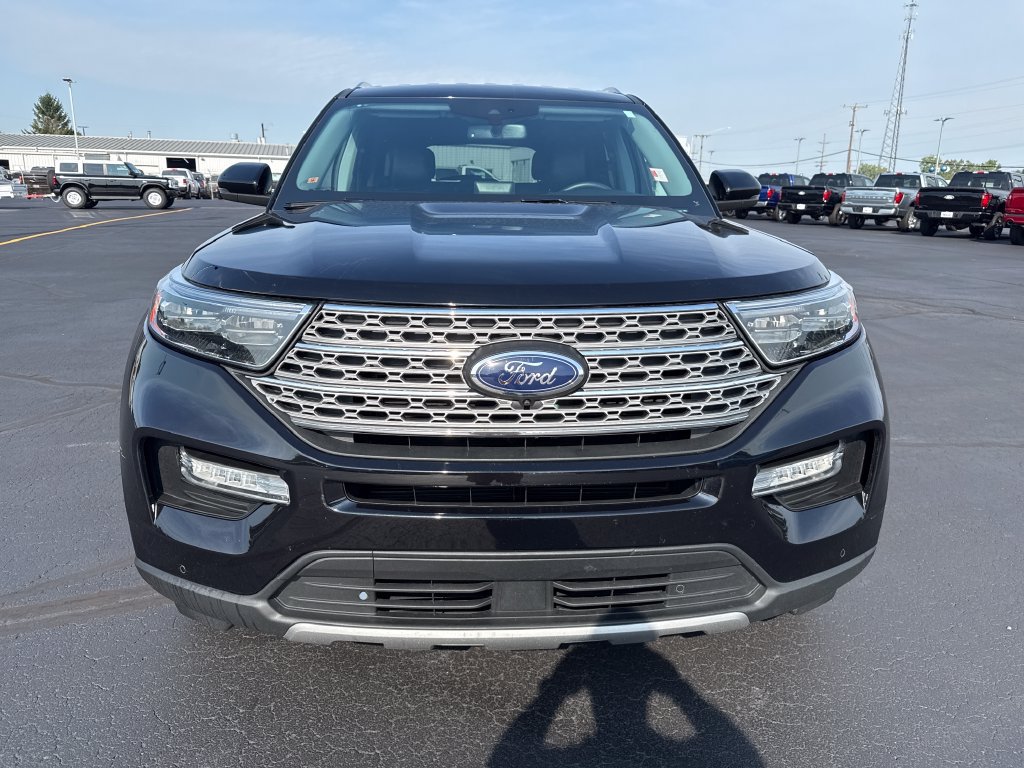 Used 2023 Ford Explorer Limited w/ Limited Technology Package AWD/4WD image 3