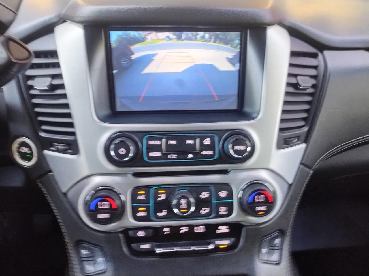 Used 2018 GMC Yukon XL SLT image 11