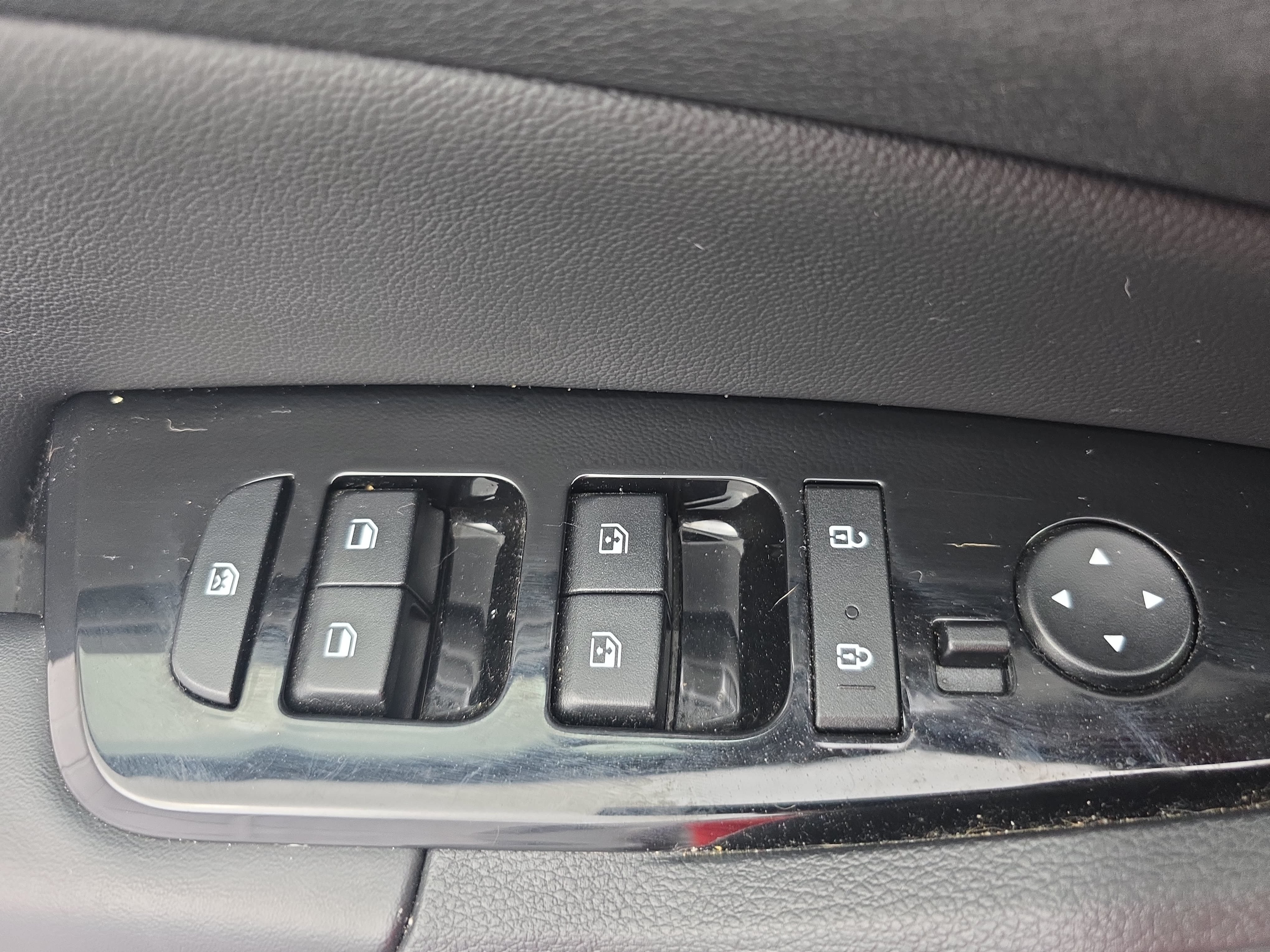 Used 2024 Kia Sportage SX FWD image 27