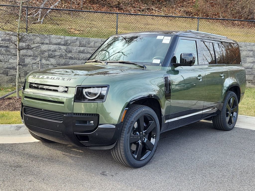 New 2026 Land Rover Defender 130 X-Dynamic SE image 1