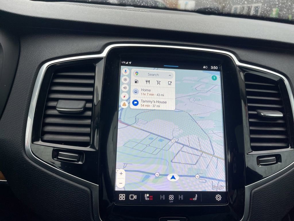 Used 2023 Volvo XC90 B6 Plus w/ Protection Package Premier image 15