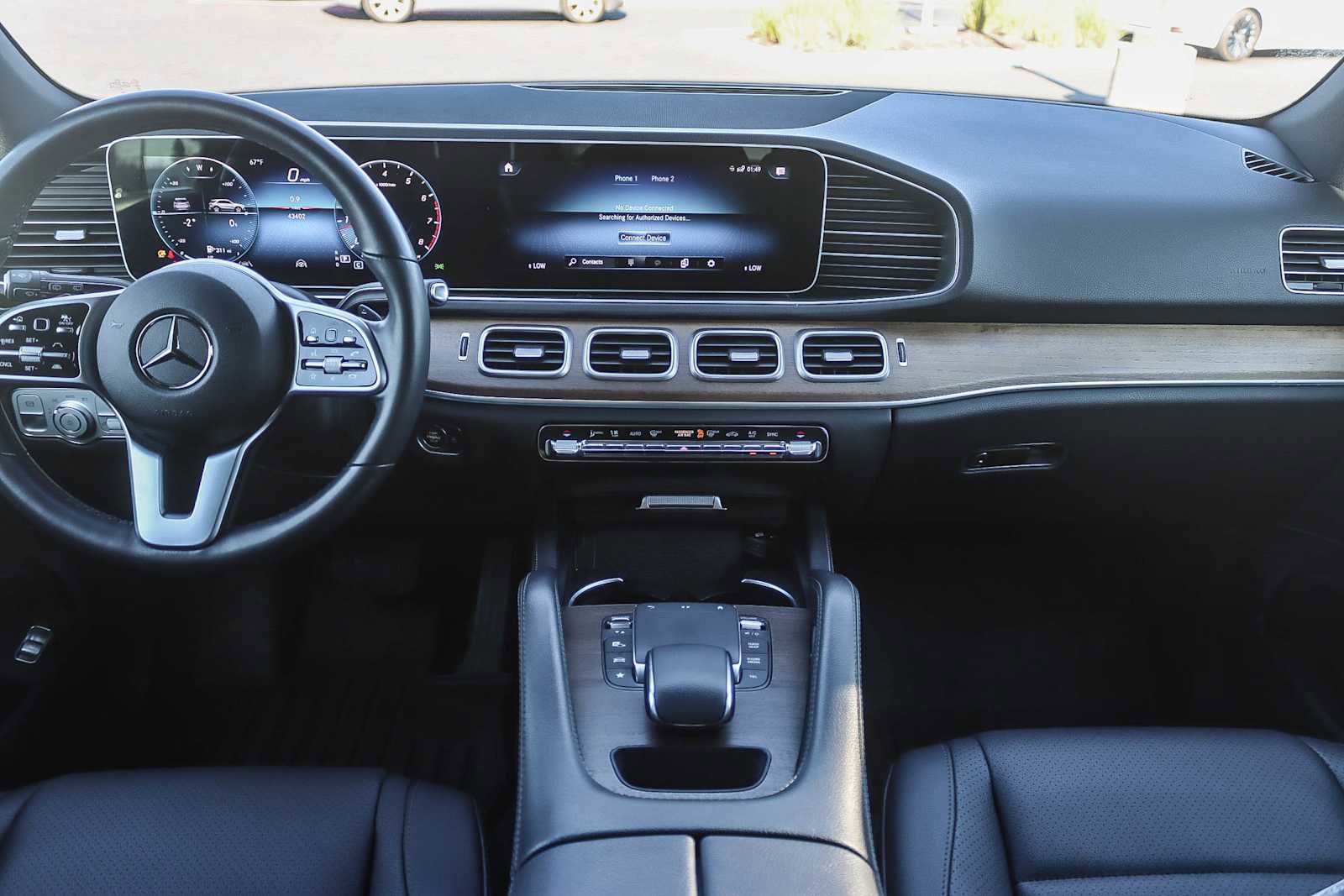 Used 2021 Mercedes-Benz GLE 350 4MATIC image 11