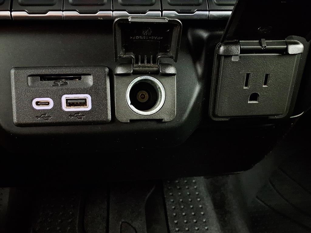 Used 2020 Chevrolet Silverado 1500 LT w/ Texas Edition image 24