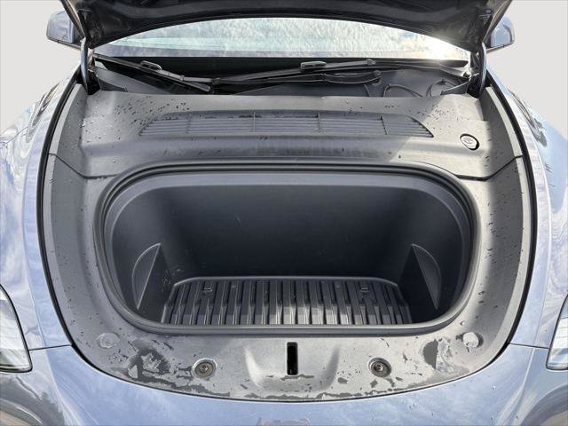 Used 2023 Tesla Model Y 2WD image 25