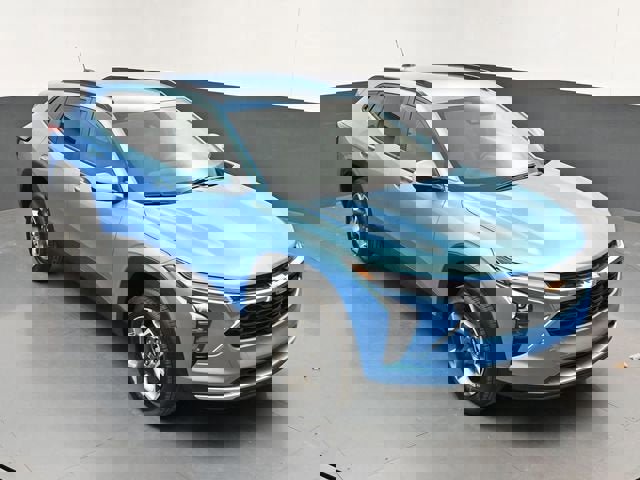 New 2026 Chevrolet Trax LT w/ Driver Confidence Package FWD image 30