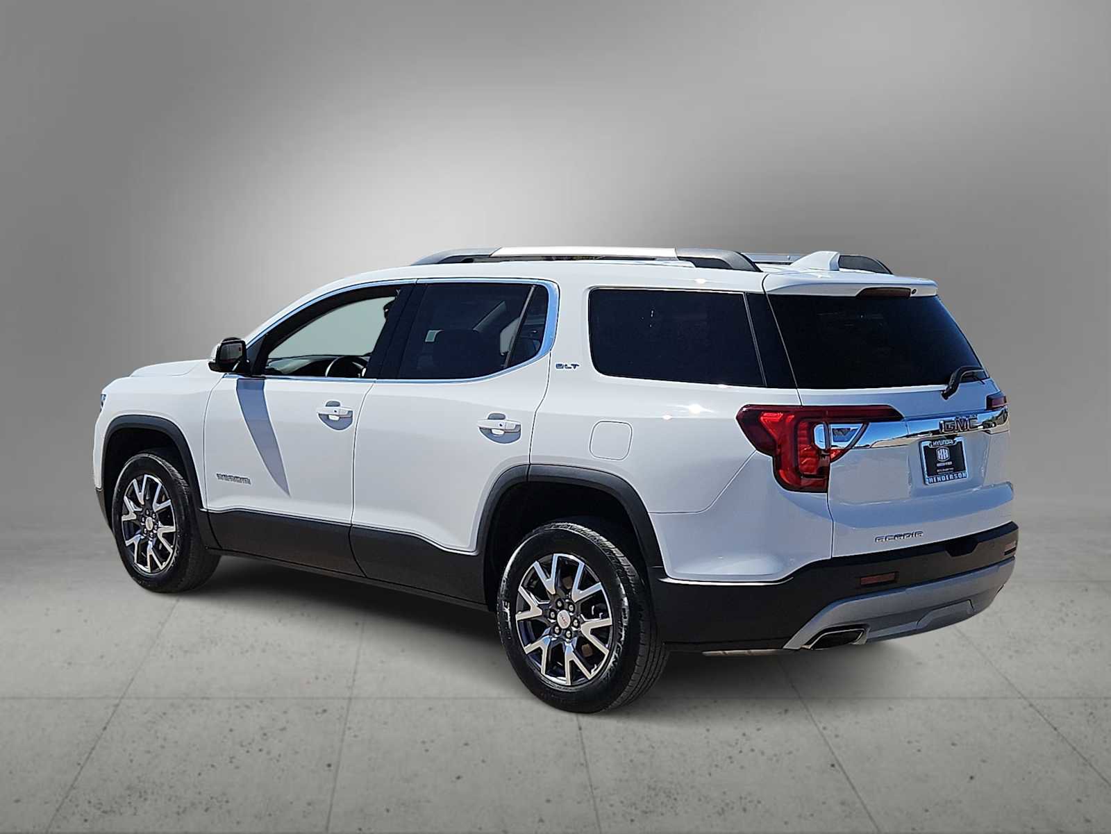 Used 2023 GMC Acadia SLT FWD image 6