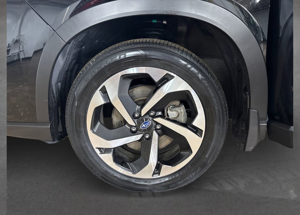 Used 2024 Subaru Forester Touring AWD/4WD image 12