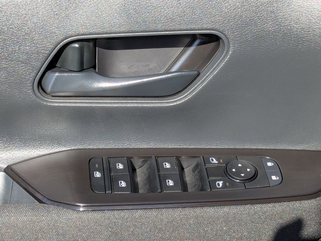 New 2026 Nissan Kicks S image 12