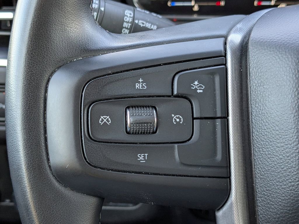 Used 2024 GMC Yukon XL SLT image 27