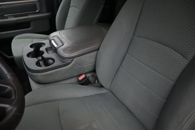 Used 2014 RAM 1500 Classic SLT RWD image 17