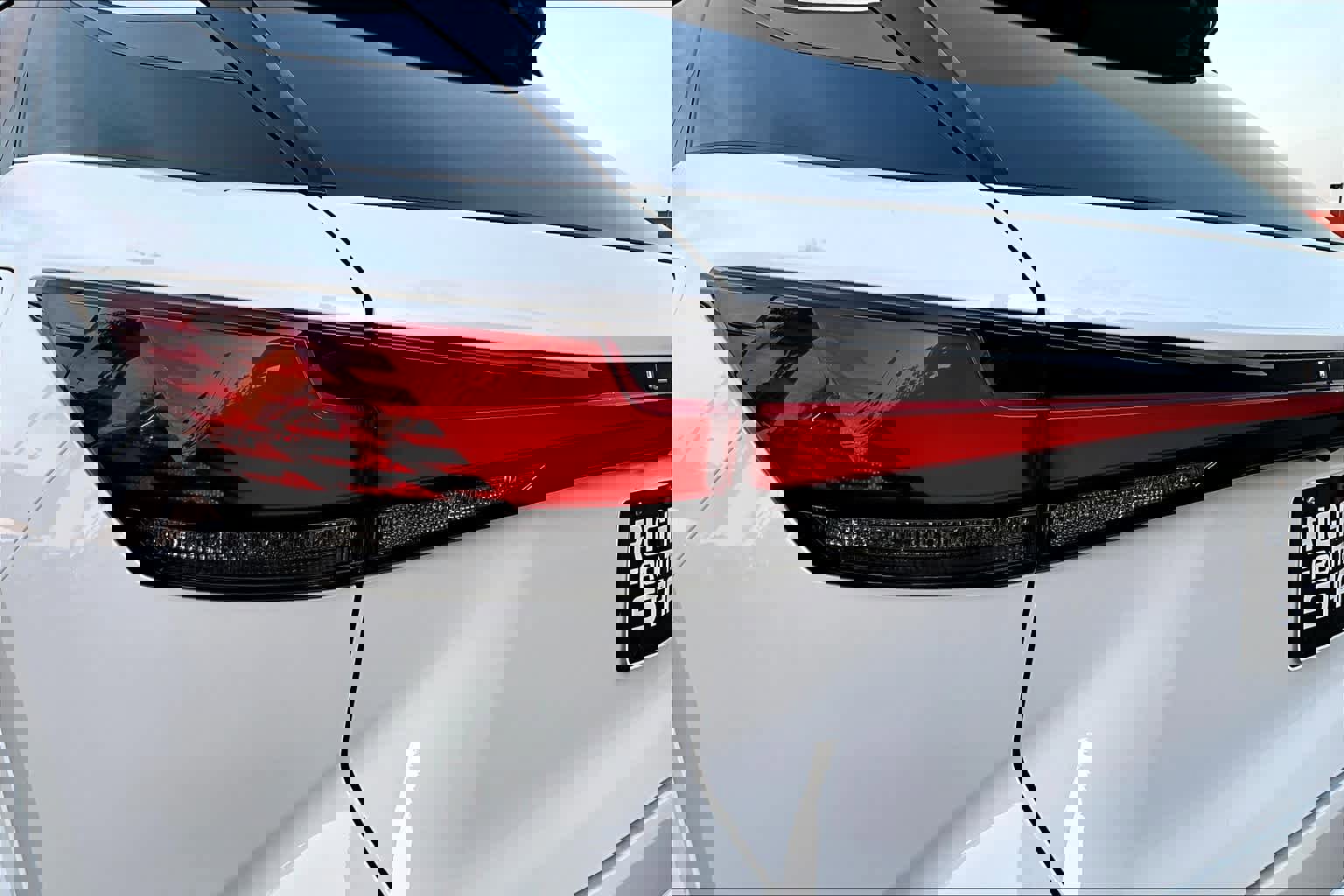 Used 2024 Lexus RX 500h F Sport w/ Convenience Package image 12