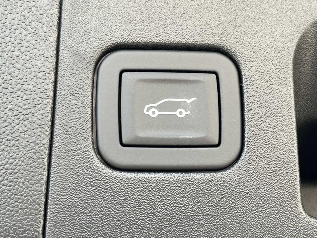 New 2025 Cadillac XT5 Premium Luxury image 12