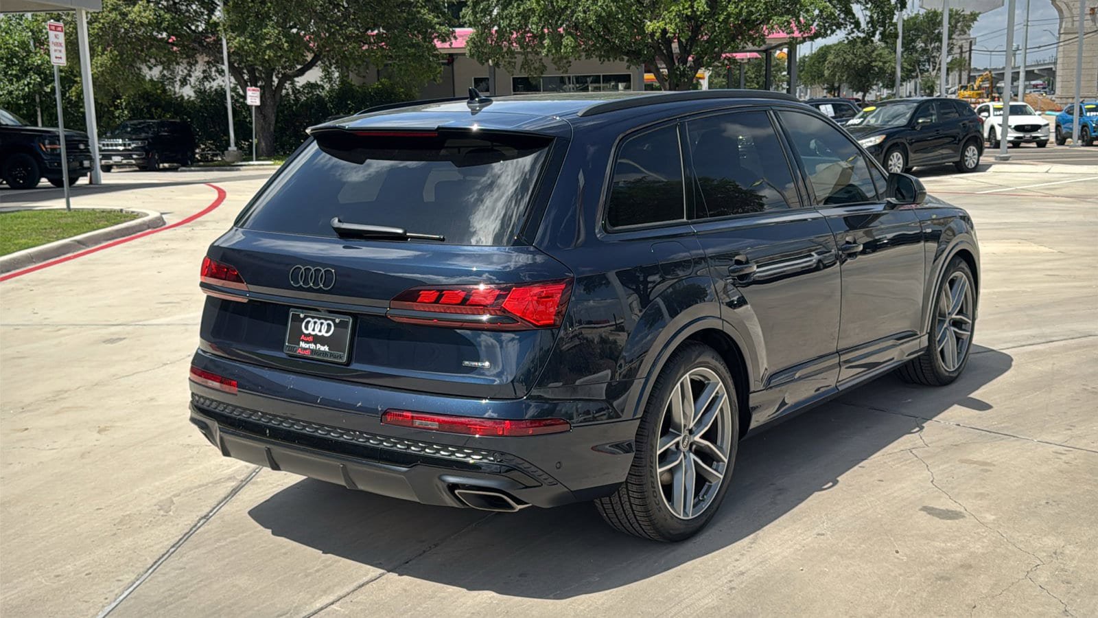 New 2026 Audi Q7 3.0T Prestige AWD/4WD image 7