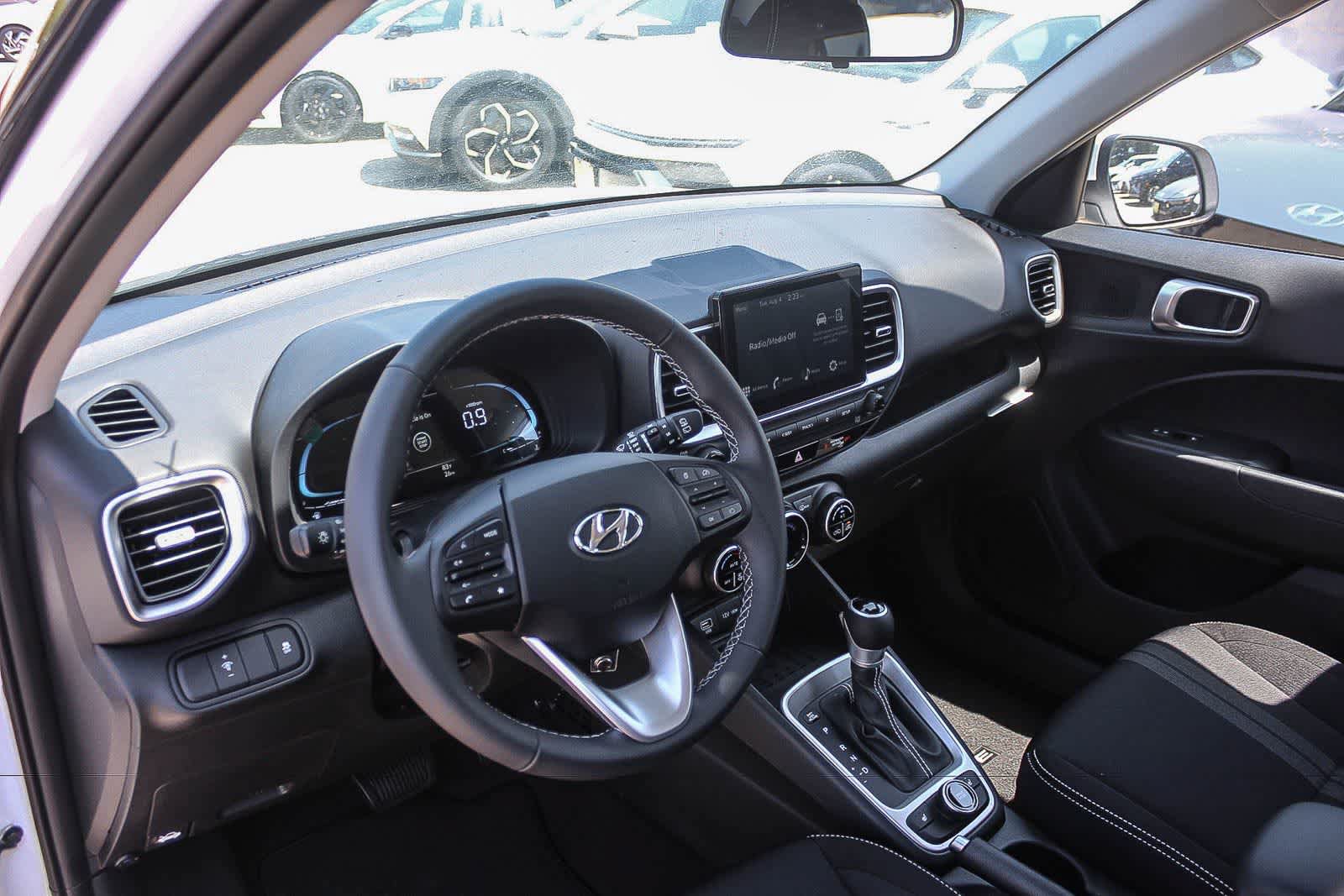 New 2026 Hyundai Venue SEL FWD image 24