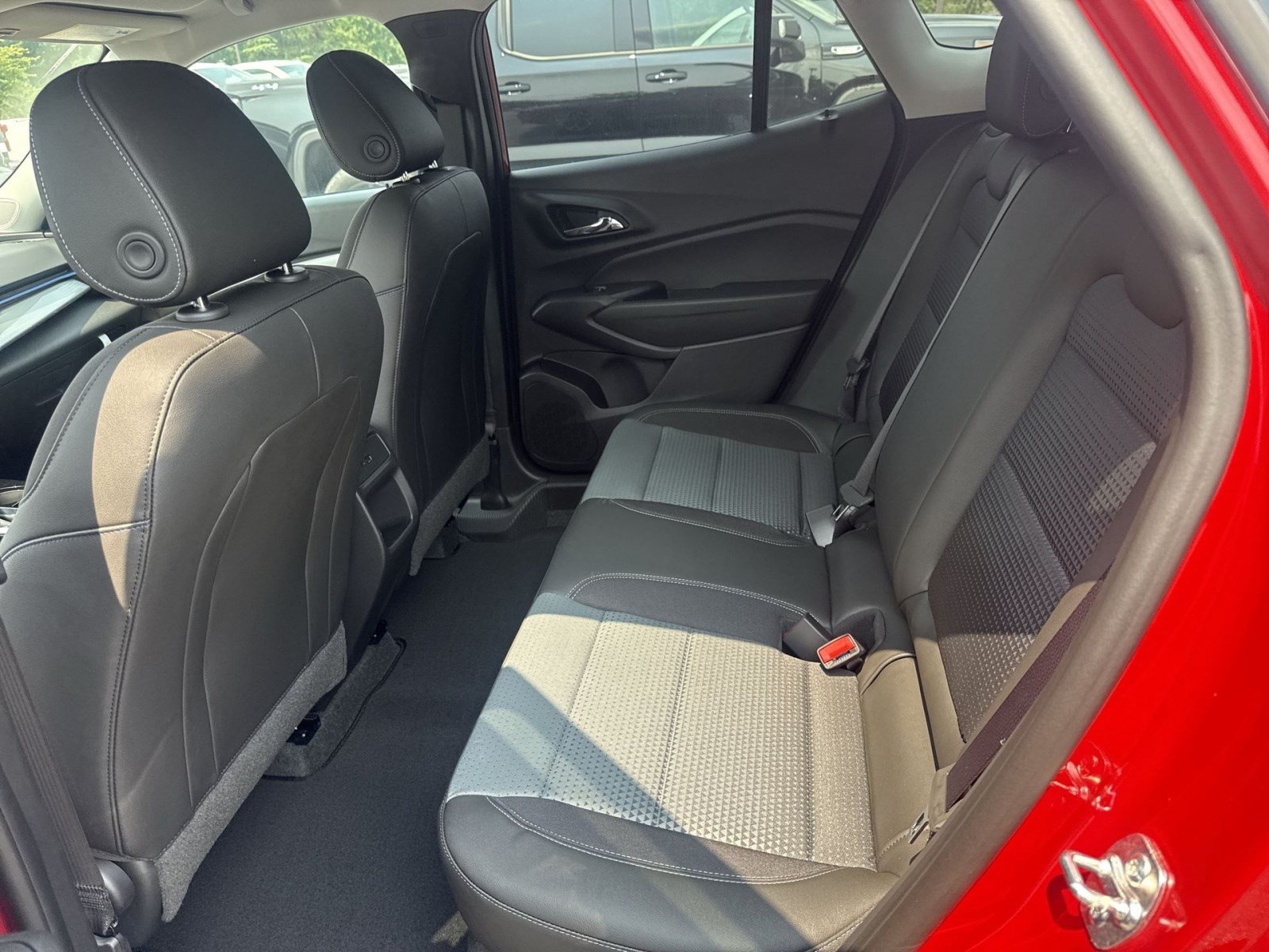 New 2026 Chevrolet Trax LT w/ Driver Confidence Package FWD image 15