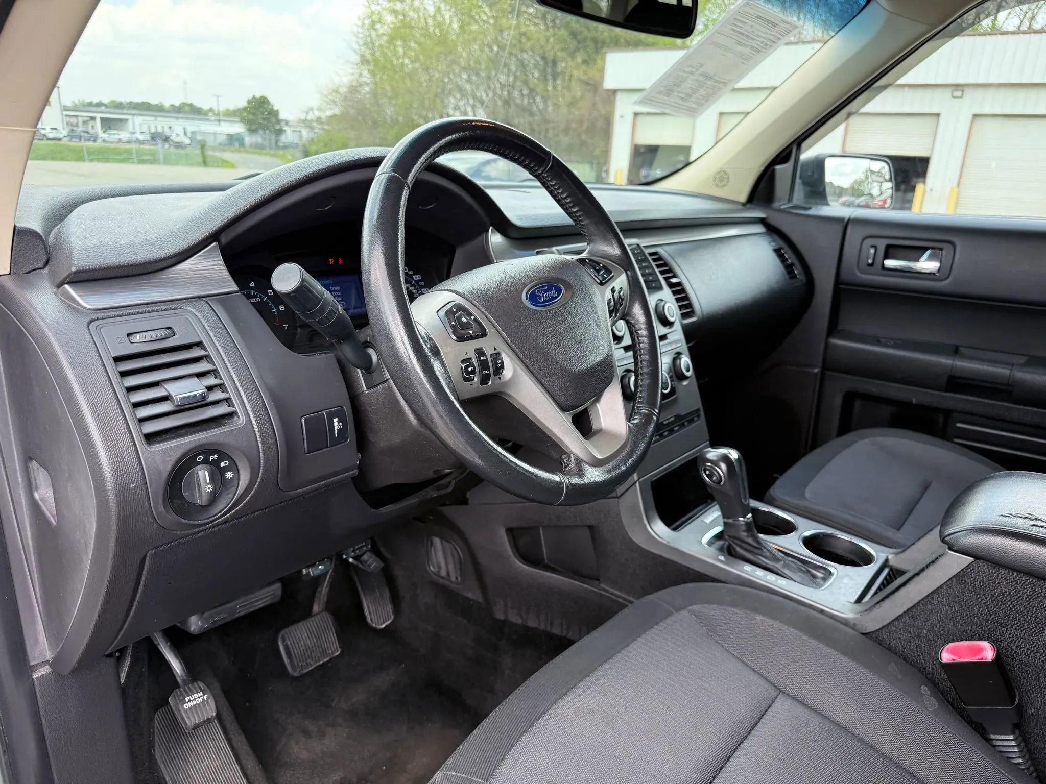 Used 2014 Ford Flex SE image 17