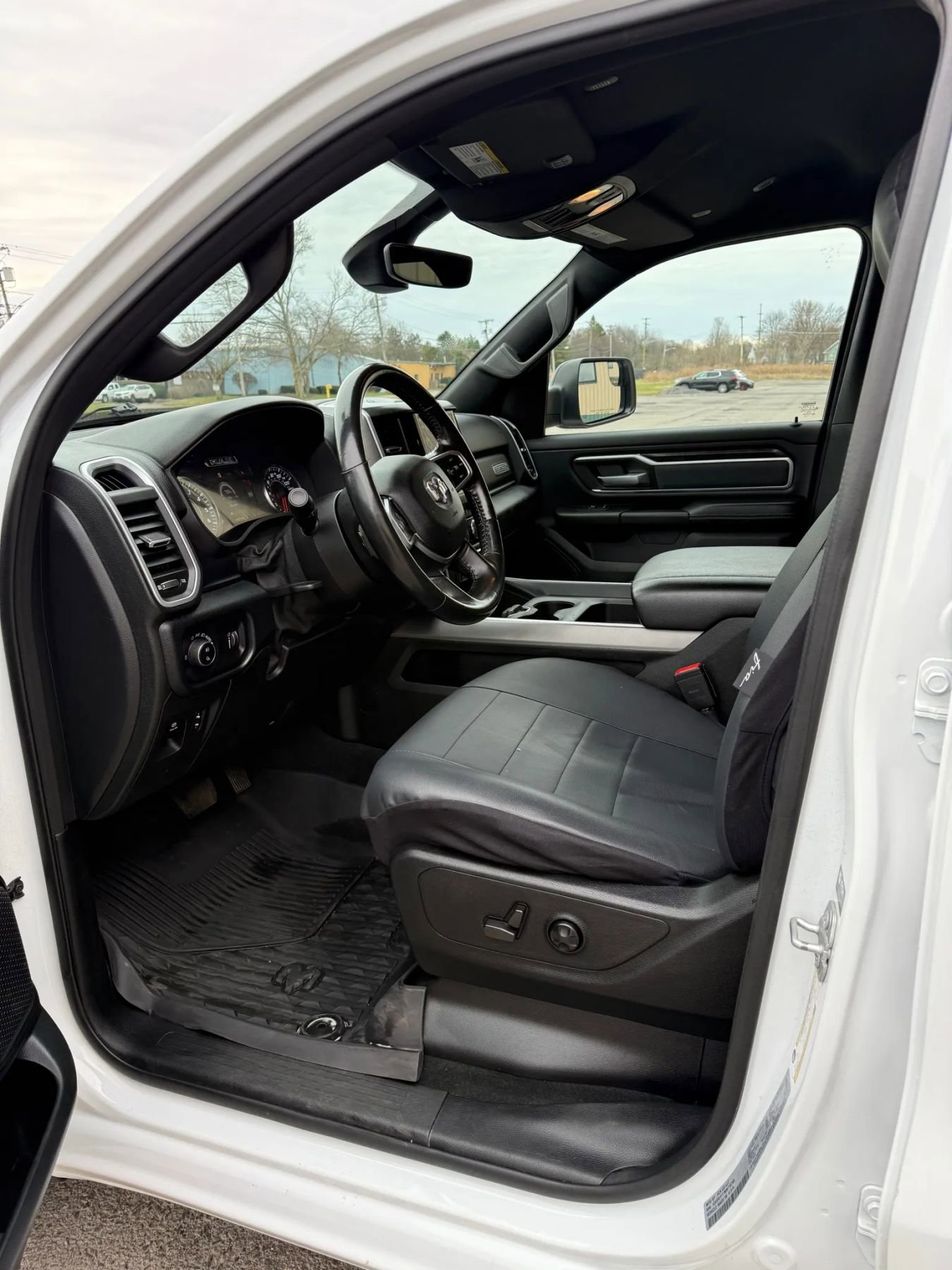 Used 2021 RAM 1500 Big Horn image 17