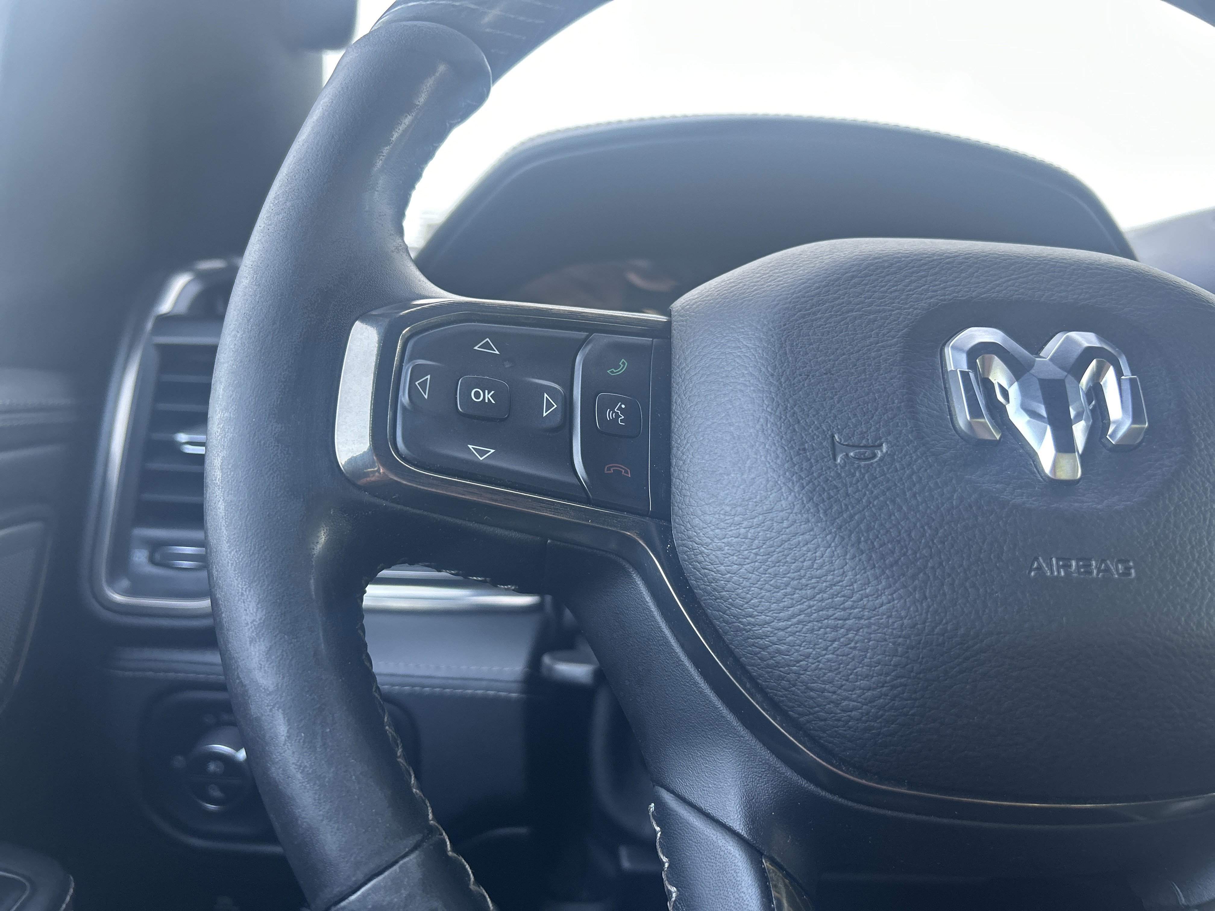 Used 2019 RAM 1500 Limited AWD/4WD image 18