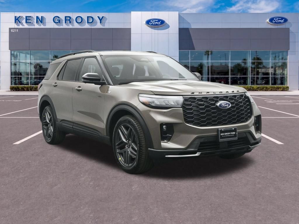 New 2026 Ford Explorer ST-Line w/ ST-Line Street Pack