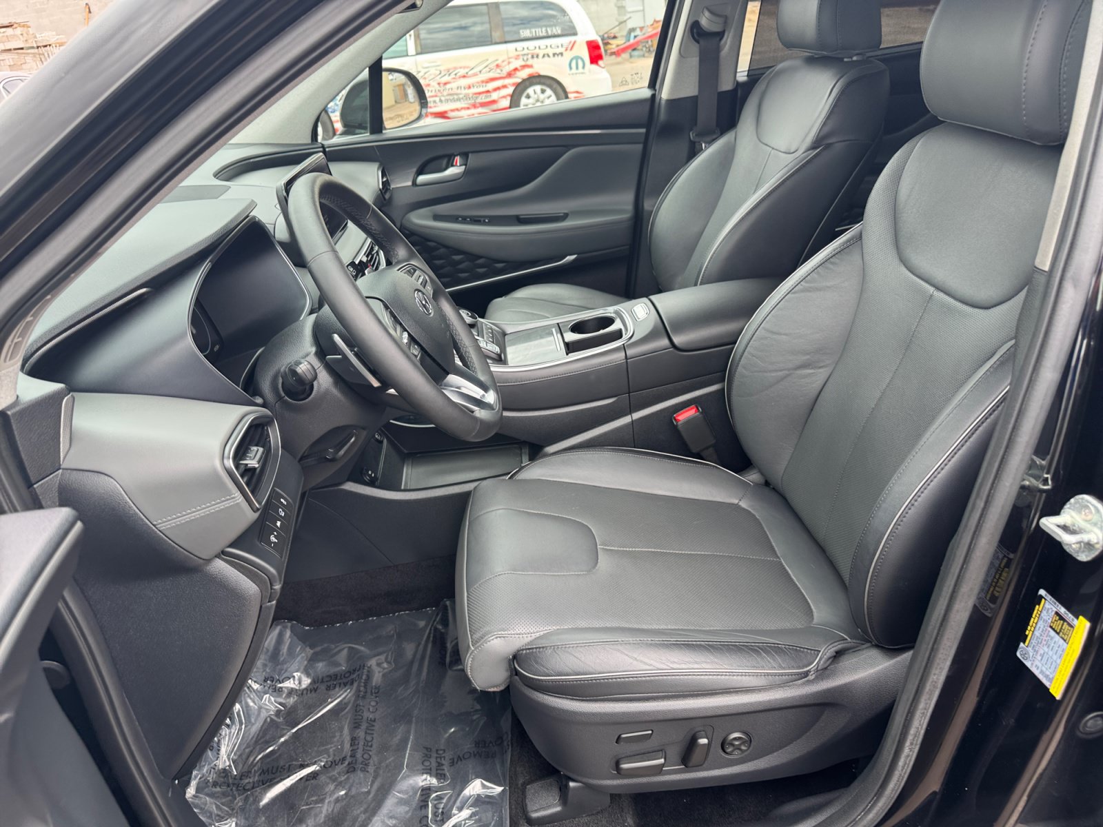 Used 2021 Hyundai Santa Fe Limited w/ Cargo Package FWD image 9
