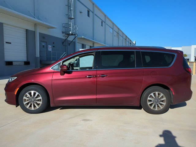 Used 2021 Chrysler Pacifica Touring-L w/ Premium & Safety Sphere Group image 5
