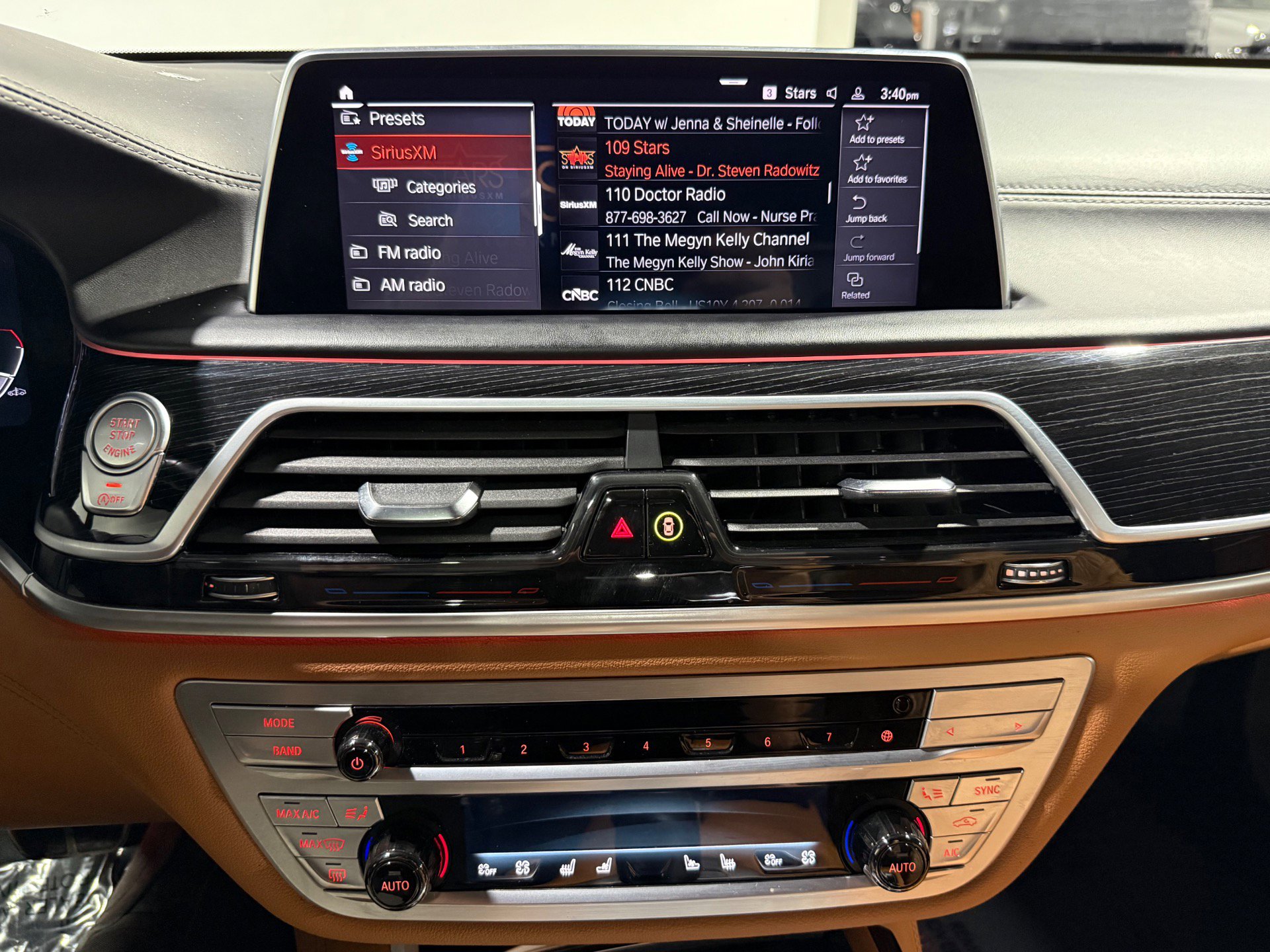 Used 2022 BMW 740i xDrive w/ M Sport Package image 53