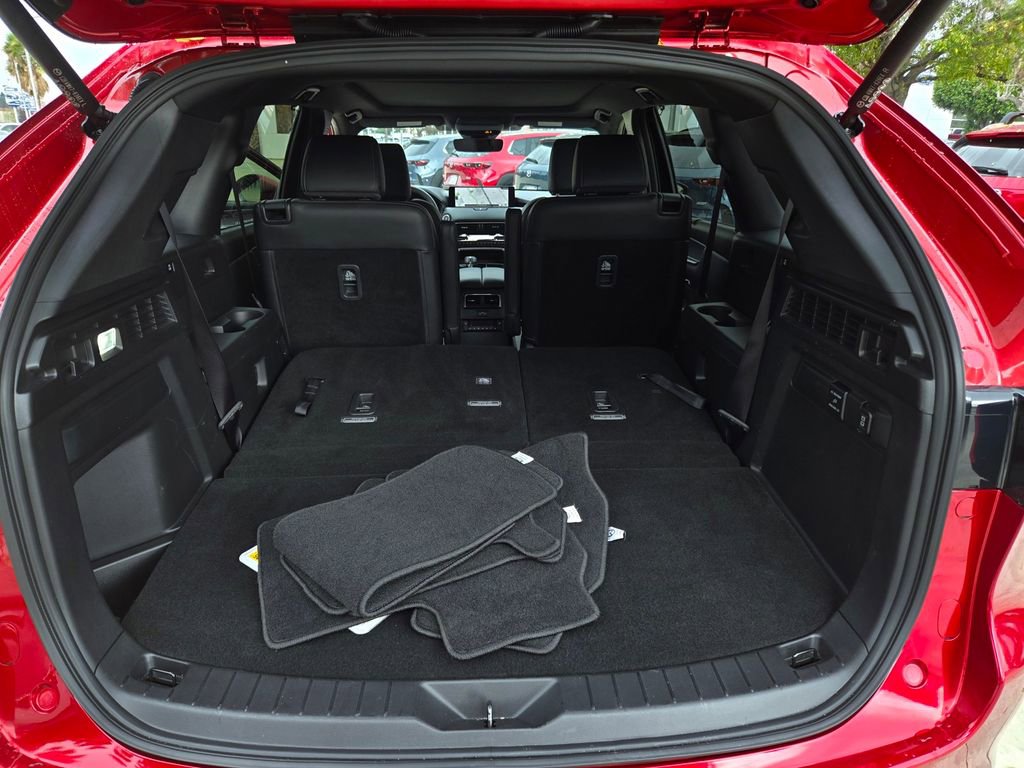 Certified 2025 MAZDA CX-90 3.3 Turbo w/ Premium Plus Pkg image 36