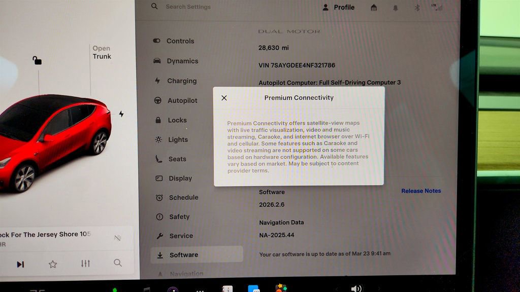 Used 2022 Tesla Model Y Long Range AWD/4WD image 17