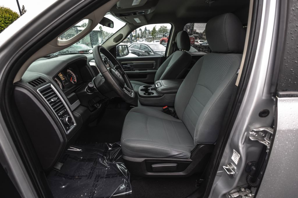 Used 2017 RAM 1500 Classic SLT AWD/4WD image 19