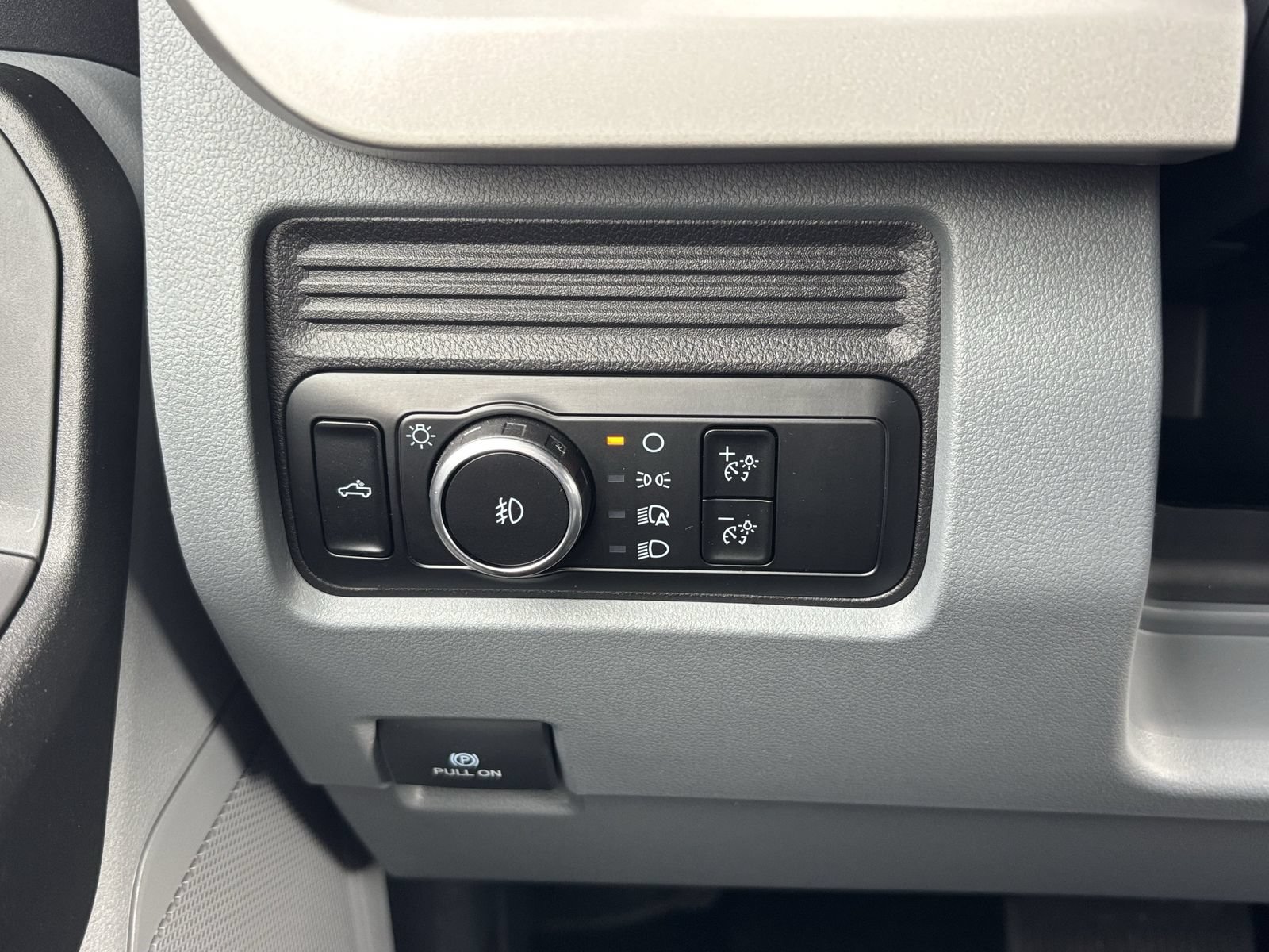 Used 2024 Ford F250 XL w/ XL Driver Assist Package RWD image 34