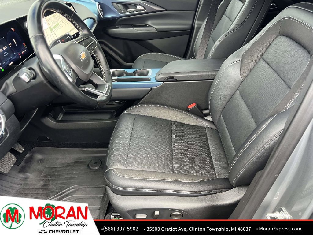 Used 2024 Chevrolet Equinox EV LT FWD image 17